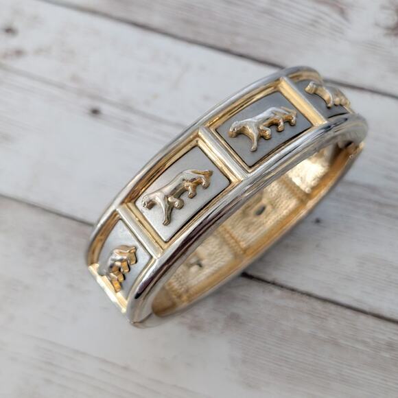 Vintage Bracelet Lions? Unusual - Fair Condition - Picture 9 of 11